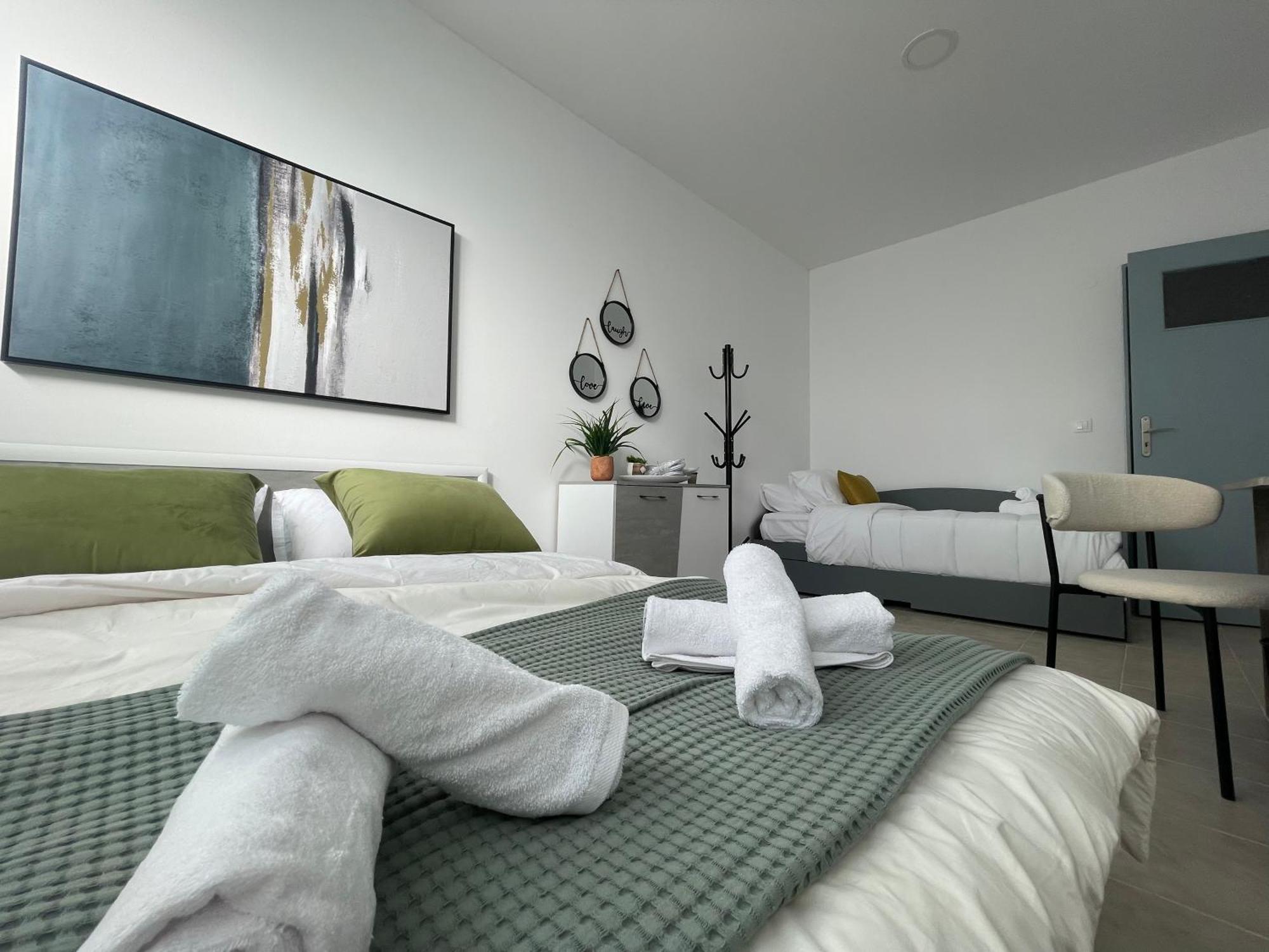 Aiolos Chania Center Luxury Apartment Near The Garden Buitenkant foto