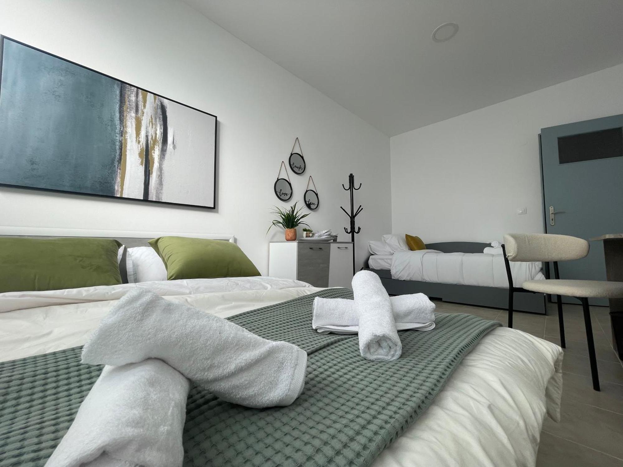 Aiolos Chania Center Luxury Apartment Near The Garden Buitenkant foto